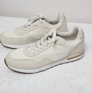 Earth Maren Casual Lace Up Sbeakers Wmn Sz 9 NWOB